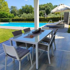 Sea & Summit Pool Villa, hotel em Platamon