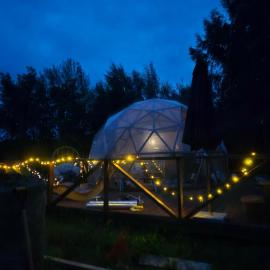 Nature Dome with Hot Tub, viešbutis 