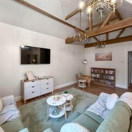 Rookery Farm Holiday Cottage, hotel v destinaci Bognor Regis
