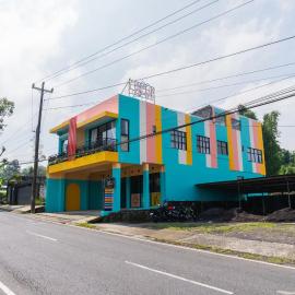 Viesnīca INSTAY Hotel Dieng Chill Serenity pilsētā Garung
