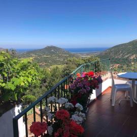 Casa in collina, con vista mare, hotel v destinaci Biacci