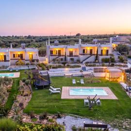 Seaside Gem near Heraklion, Villa Maro's Getaway