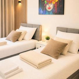 GADD Ferienwohnung 002 Glück an der Donau I Best Elegant Suite 24 h Check-In
