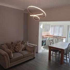 Spacious full House Near Manchester & Liverpool, hotel v mestu Golborne