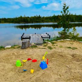 Lakeside BEACH Kayaks Economy Stay