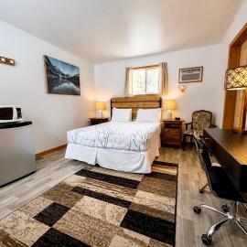 Whispering Pines Resort, hôtel à Grand Bend
