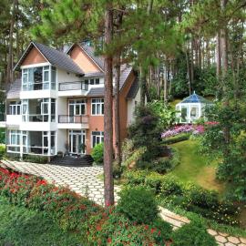 Da Lat Lakeview Villa Retreat, hotel in Ấp Xuân An