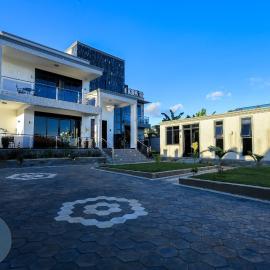 The Lake View Accommodation, J&B Jai Castle, Kasenyi Entebbe, viešbutis mieste Nkumba