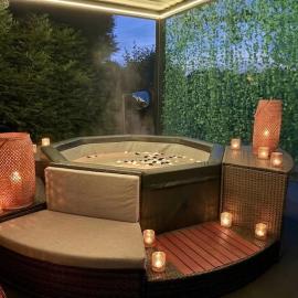 Jacuzzi privatif Appartement premium Vendôme, hotel a Vendôme