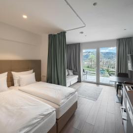 Casa Grande Your Modern Living at the Lake Woerthersee, hotel in Sekull