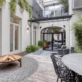 The Waaghuys Residence Exclusive City Mansion with Private Spa and Fitness, hotel sa Antwerp