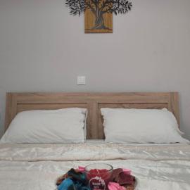 Garden studio N4, hotel in Archangelos