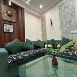 Premium Furnished 2BHK Stay Ajnara Le Garden Noida