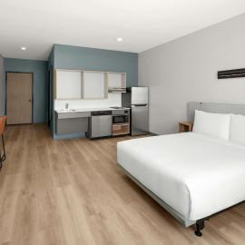 StudioRes by Marriott Mesa Gateway Airport