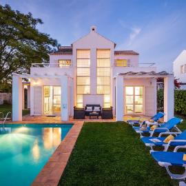 Monte Gale 2026 Renovated Beach Villa Pool Walk to the beach by Ocvillas
