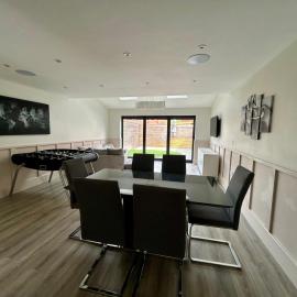 Horseshoe - Large Modern 5 bedroom house