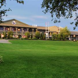 Eganridge Resort, Golf Club & Spa, hotel em Bobcaygeon