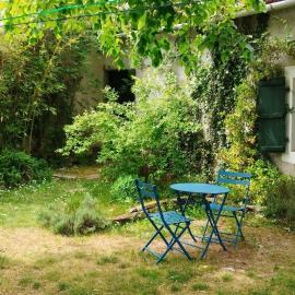 Studio en duplex et jardin au coeur du village, hotel u gradu Limogne-en-Quercy