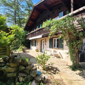 Casa del Sole Apartments - Ruhig - Nähe Interlaken、シュピーツのホテル