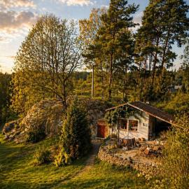 Hidden Rock Cottage - Romantic reatreat and hot tub, Hotel in Rynoltice