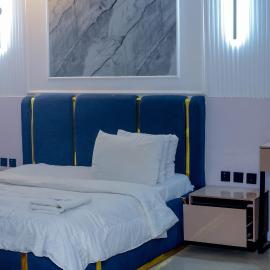 Henry George Hotel Ltd, хотел в Idimu