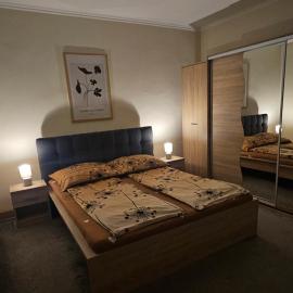 Lotti Apartman, hotel a Békéscsaba