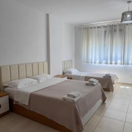 Casa Italia Apartments, hotel in Tirana