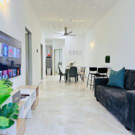 Premium singlestorey BM Alma 7pax near Aeon-Lutos's