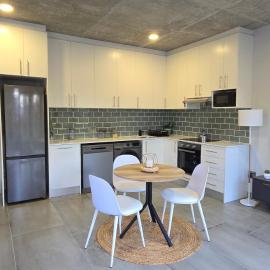Cluanie Cottage - Modern Apartment in Paarl, hotel u gradu Paarl