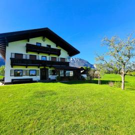 Wohnung in Tiroler Bauernhaus mit Salvenblick, hotel a Angerberg