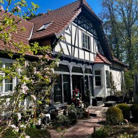 Logis LOLA im Landhaus Labes, hotel in Neuglobsow