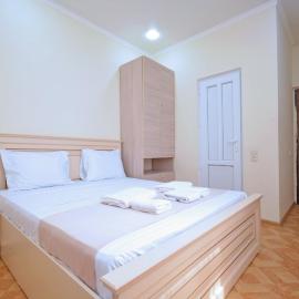 Soma Apart-hotel in Center by Seva, hotel in Yerevan