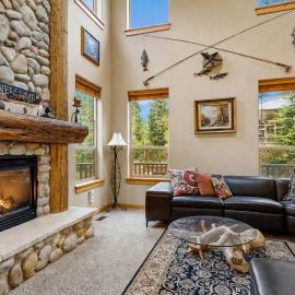 Rustic Retreat Near Lake & Golf Course