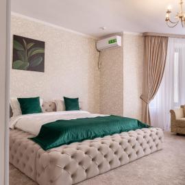 Elit Garden Hotel, hotel a Kamianets-Podilskyi