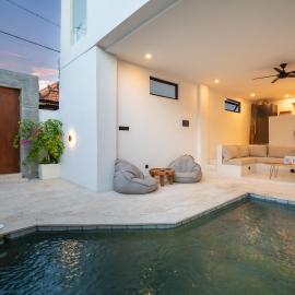 Villa Ombak - 1BR Private Luxury Villa 150m from Seseh Beach