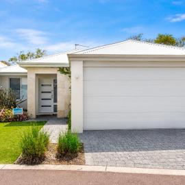 Dunsborough in Bloom at Contemporary Cove, hotelli kohteessa Quindalup