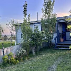Farm Stay at Flock Stock & Basil, hotel in Tarwin Lower