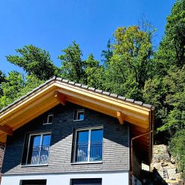 Hillside Loft, 2 bedrooms, max 5 guests, hotell i Ringgenberg