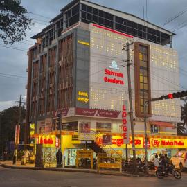 Shivratn Comforts, hotel in Dharwad