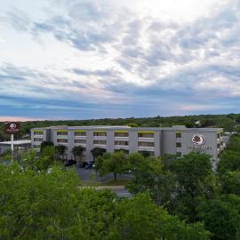 DoubleTree by Hilton Austin Northwest - Arboretum