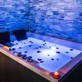 Suite&Spa -Love Room Jacuzzi&Sauna Privatif Vienne, hotelli kohteessa Vienne
