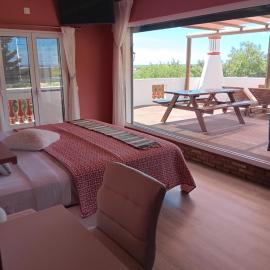Alojamento local Patudos, Suite com terraço privado
