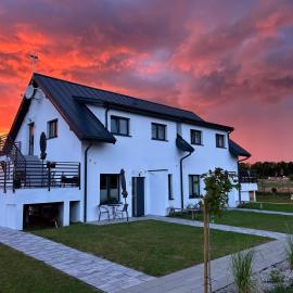 AHOJ REWAL -Apartamenty- 450 m do plaży