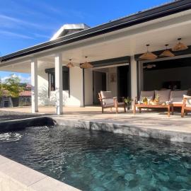 Villa La Riviera Private Pool & Beaches 10 Minutes Away