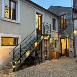 Maison au pied des remparts