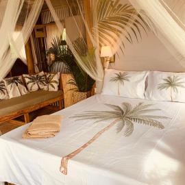 Lotus Lodge Ocean View, хотел в Порт Матурин