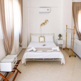 Studio Malades, Heraklion