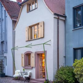 "Armenhäusle" in der Ettlinger Altstadt, hotel in Ettlingen