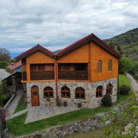 Viesnīca Villa Raskrsnica pilsētā Brajčino