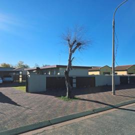 Qhephulitshe, Hotel in Vanderbijlpark